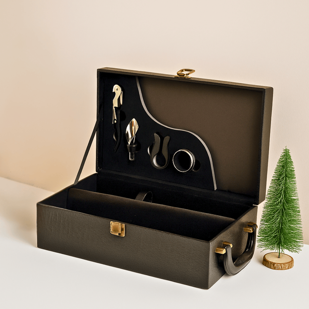 Brinde Natal Final de Ano Personalizado Kit Vinho com Maleta 4 Peças X03495