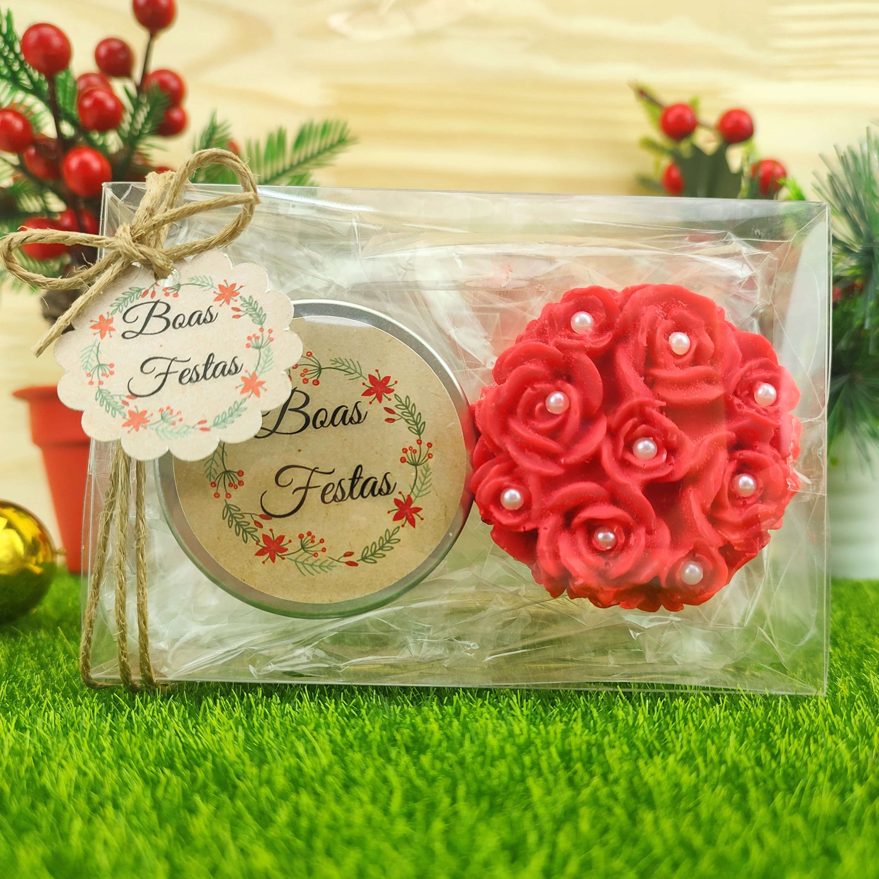 Lembrancinha de Natal Kit Vela na Latinha e Sabonete Provence 