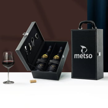 Brinde Presente Dia dos Pais Personalizado Kit Vinho Saca Rolha Bico Condutor Cortador de Lacre Wine Collar Maleta Couro 2 Garrafas X03494-PAI