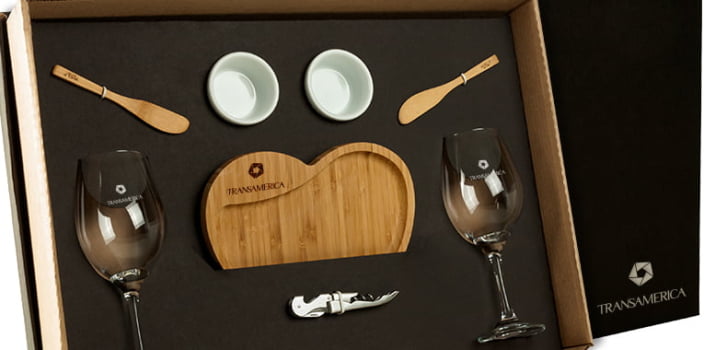 Kit Vinho Personalizado 8 Peças SMKT-90006 Brindes Personalizados