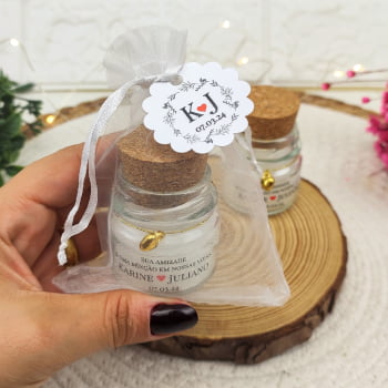 LEMBRANCINHA DE CASAMENTO VELA AROMÁTICA 40G ORGANZA PINGENTE CORAÇÃO AD TRANS E TAG