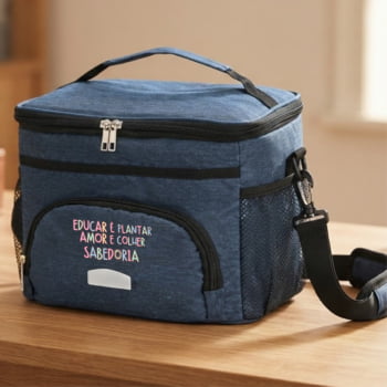 Brinde Presente Dia dos Professores Bolsa Térmica Personalizada Poliéster 10 Litros X18960 Brinde Presente Dia dos Professores Bolsa Térmica Personalizada Poliéster 10 Litros X18960